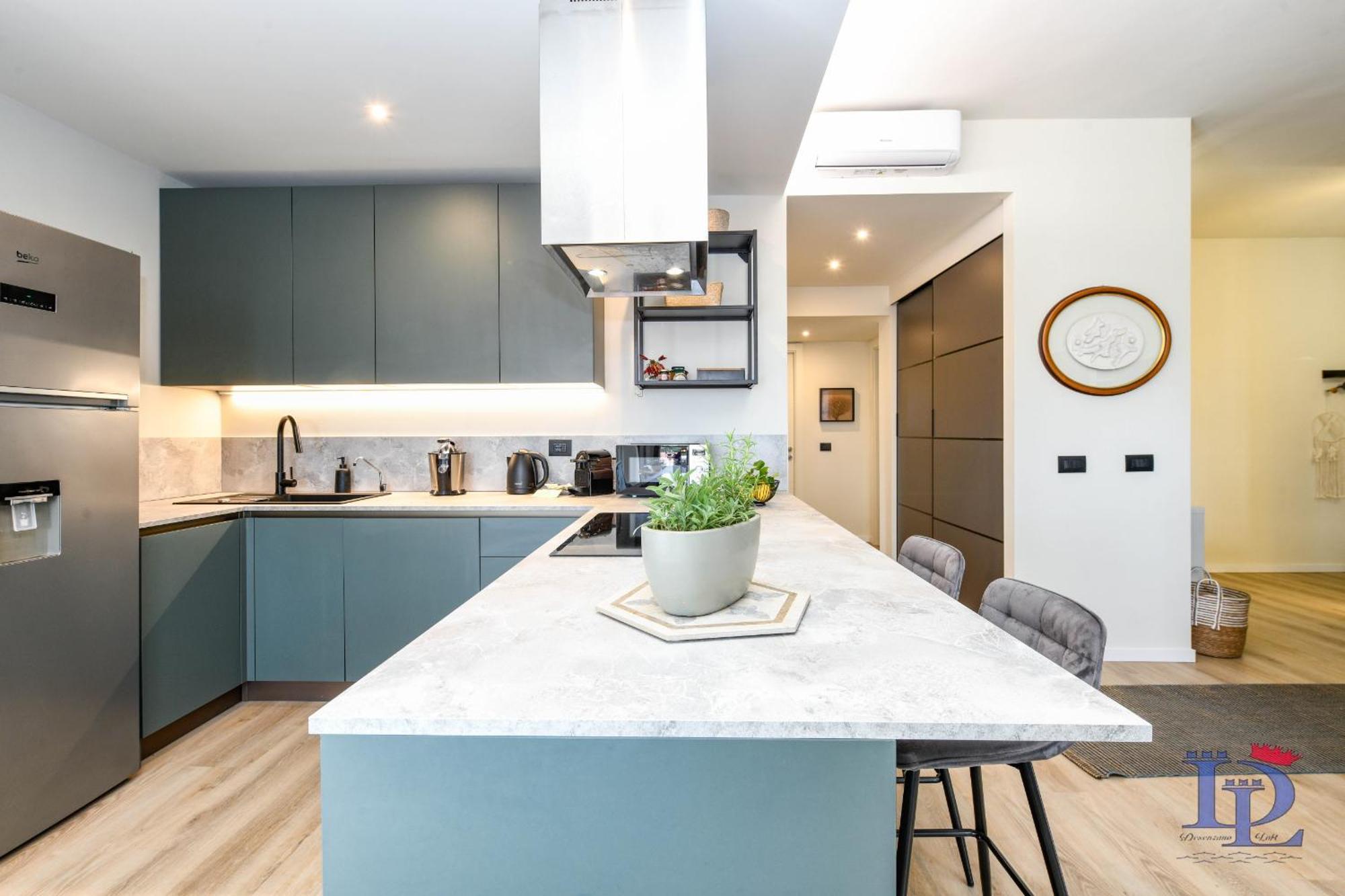 Desenzanoloft Official Partner Marriott Homes & Villas - Zen Apartment Desenzano del Garda Esterno foto