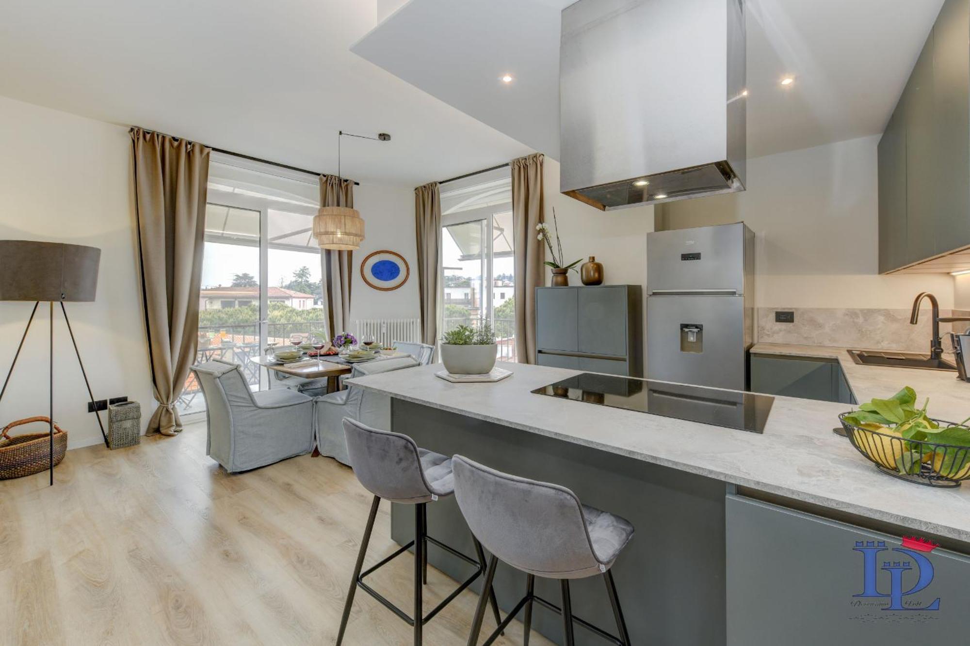 Desenzanoloft Official Partner Marriott Homes & Villas - Zen Apartment Desenzano del Garda Esterno foto