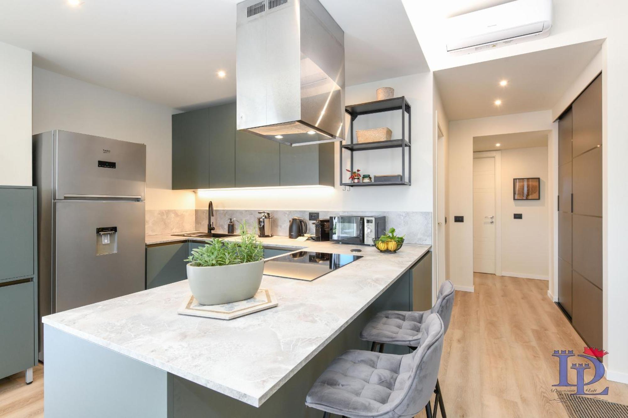 Desenzanoloft Official Partner Marriott Homes & Villas - Zen Apartment Desenzano del Garda Esterno foto